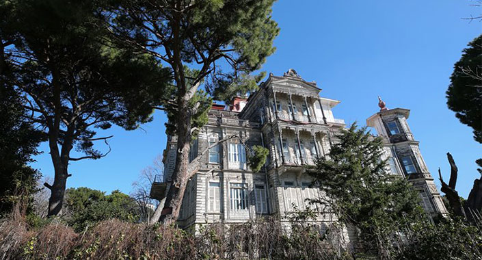 Perili Köşk icradan satılık
