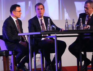 Fiba Grubu AYD Zirvesi’nde AVM’lerin geleceğini paylaştı