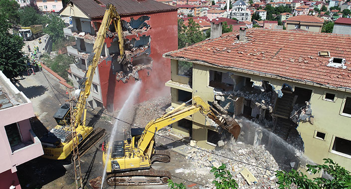 Fikirtepe’de insanlar evlerini göremeden ölüyor