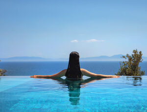 Yaz yaklaştıkça yüzme havuzu yapımına ilgi artıyor