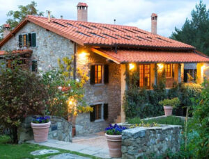 Köy yerleşik alanı içine ev yapabilmenin şartları