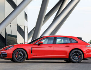 Porsche Panamera yenilendi