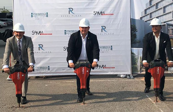 Kanada’da Regal Plaza Kompleksi’nin temeli atıldı