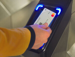 Nakitsiz toplumun ayak sesleri