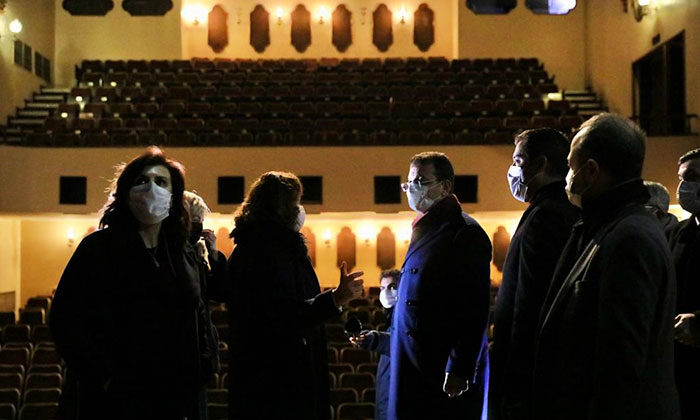 Ekrem İmamoğlu, Kenter Tiyatrosu’na sahip çıktı