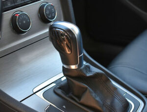 Satılan her 10 otomobilden 7’si otomatik vites