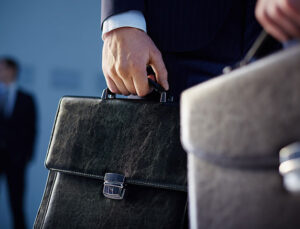 Ofisin geleceği belirsiz ve karamsar görünüyor