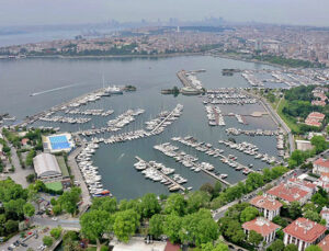 Fenerbahçe Yat Limanı’nın yanındaki arsa satılacak