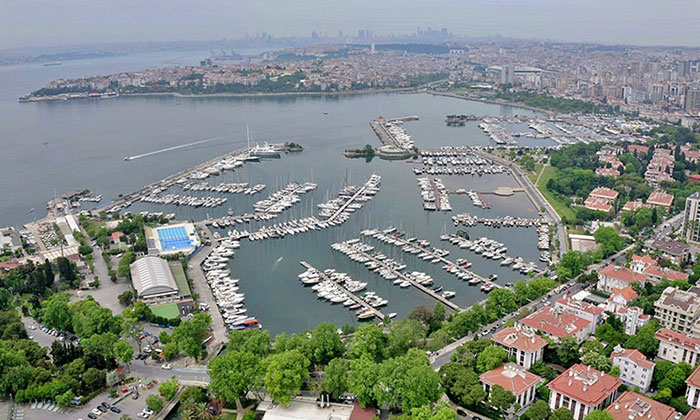 Fenerbahçe Yat Limanı’nın yanındaki arsa satılacak