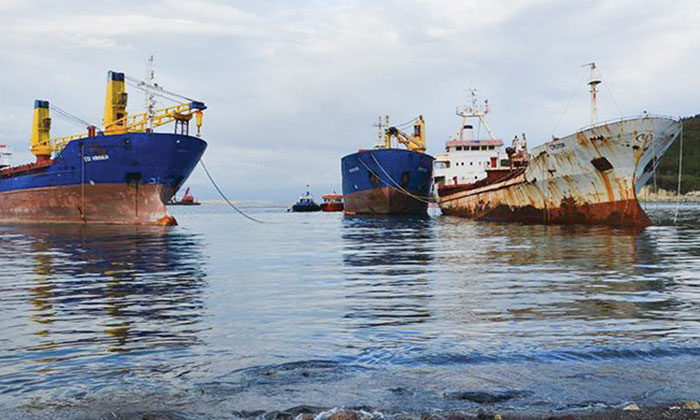 İzmir Aliağa dünyanın gemi çöplüğü oldu