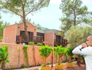 Burak Yılmaz Bodrum’da lüks villa satın alıyor