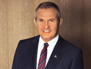 Çetinsaya: Vatan borcumuzu daha çok çalışarak ödüyoruz