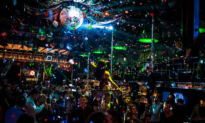 Eğlence merkezleri bayrama hazır