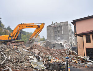Binaların yıkım kaosu sona eriyor