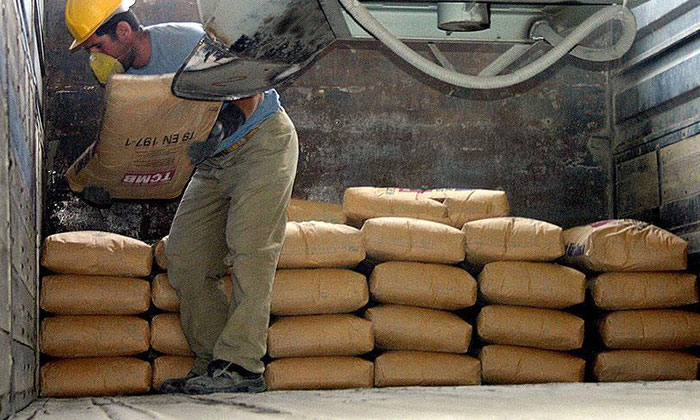 Çimento sektöründeki gerileme durmuyor