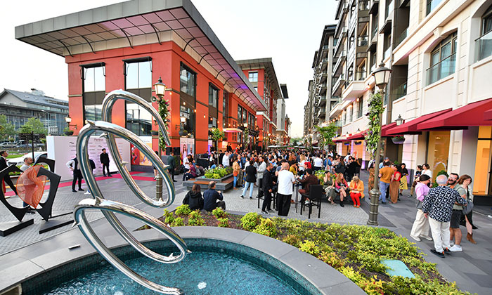 Polat Piyalepaşa İstanbul Çarşı Sanat Meydanı, kapılarını açtı