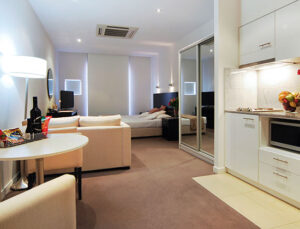 Bu pahalılık karşısında kullanılan konut kullanım alanları küçülüyor