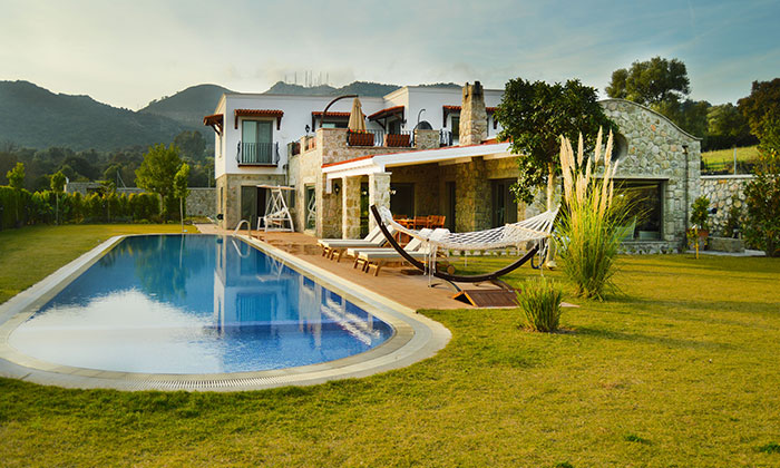 Yazlık konutlar sürekli konuta dönüşüyor