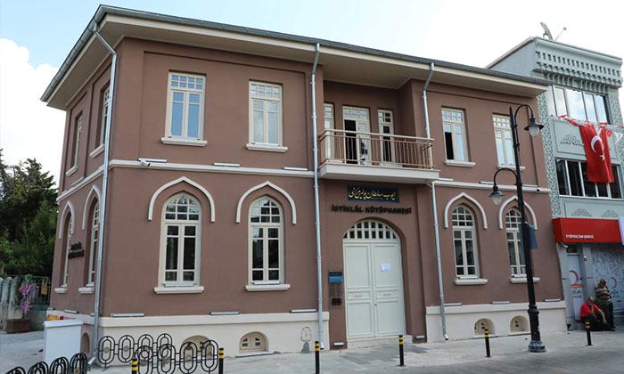 İstiklal Kütüphanesi kapılarını açtı
