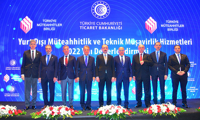 Türkler yurt dışında 17,8 milyar dolarlık yeni proje üstlendi