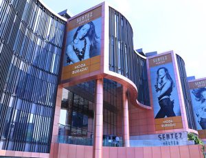 Sentez Merter’de dükkanlar teslim edilmeye başladı