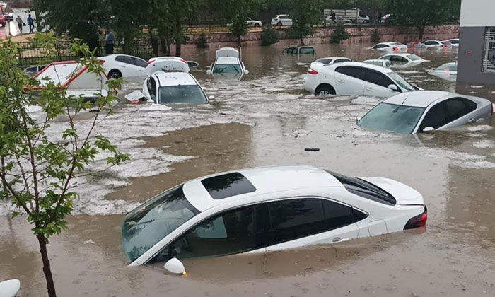 Sayıştay: Binlerce köprü ve bina uygunsuz yapılmış!