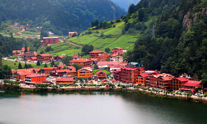 Trabzon’un harika beldesi Uzungöl yok oldu