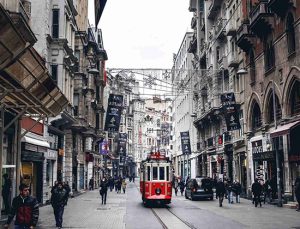 İstiklal Caddesi yıllık yüzde 127’lik kira artışıyla rekor kırdı!