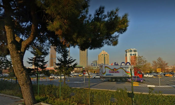 İçerenköy Carrefoursa’nın arsasına 1402 konut yapılacak