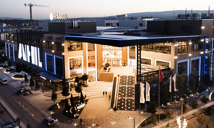 Ahlatçı Otomotiv Konya’ya AVM, konut ve ofis yapıyor