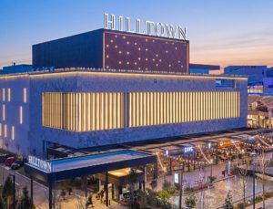 Hilltown Karşıyaka AVM’deki kaçak dükkanlar yıkılacak