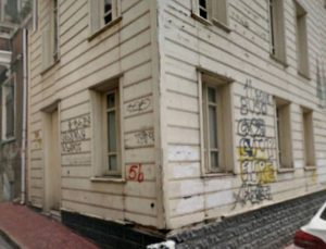 Aziz Mahmud Hüdayi Vakfı’nın bedelsiz binasına iptal!