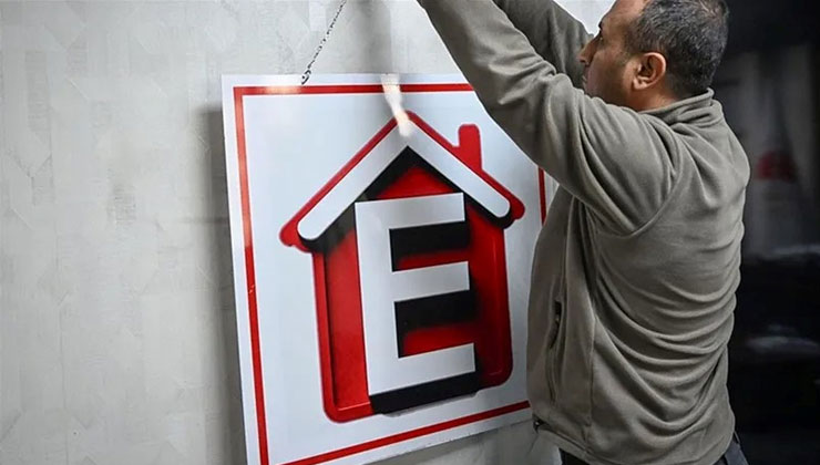 Bayram sonrası emlakçılıkta yeni dönem! Tabelalar değişiyor