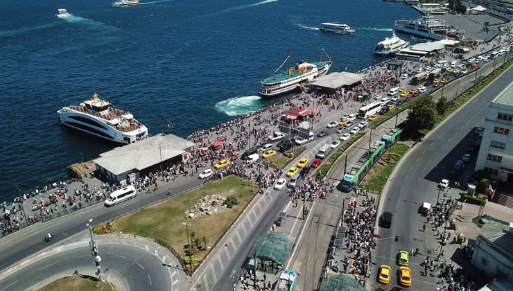 Eminönü’nde vapur iskelesi kalkıyor!