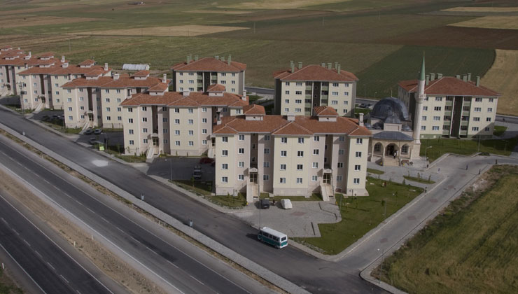 Konya Selçuklu’ya 444 konutluk TOKİ projesi