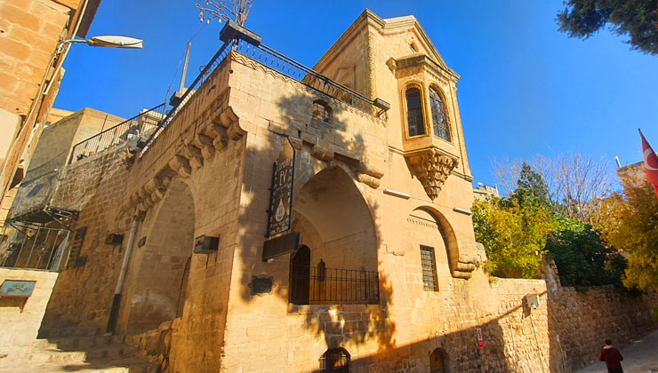 Diyarbakır Vakıflar, Mardin’deki tarihi konağı butik otel yaptıracak