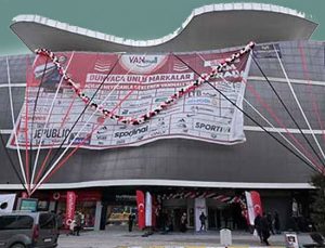 Vanmall AVM’de 75 işyeri ve otopark, 10 yıllığına kiraya verilecek