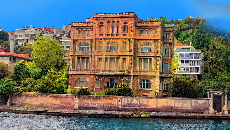 Zeki Paşa Yalısı yine satışa çıktı