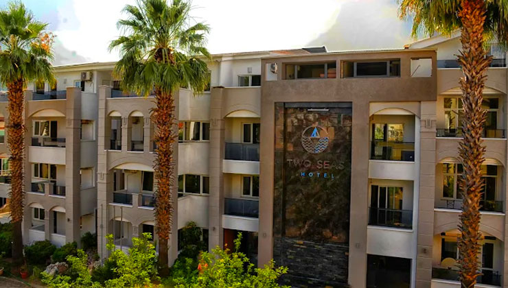 Marmaris’teki Two Seas Hotel 180 milyon liraya icradan satılık!