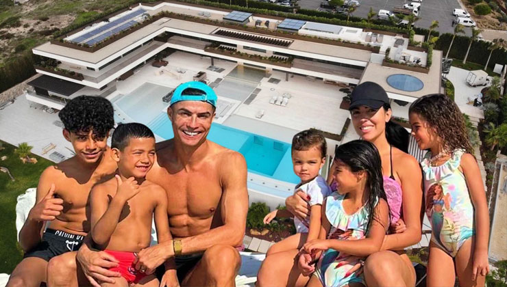 Ronaldo’nun emeklilik hayatı için yaptırdığı malikâne ortaya çıktı