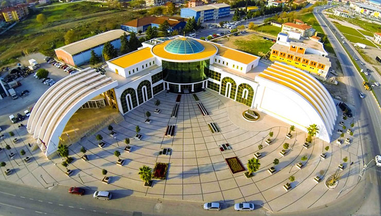 Serdivan Belediyesi 289,4 milyon TL’lik ticaret merkezi yaptıracak