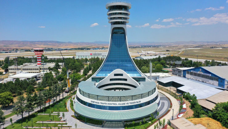 Esenboğa Havalimanı’na 3’üncü pist ve yeni kule yarın açılıyor