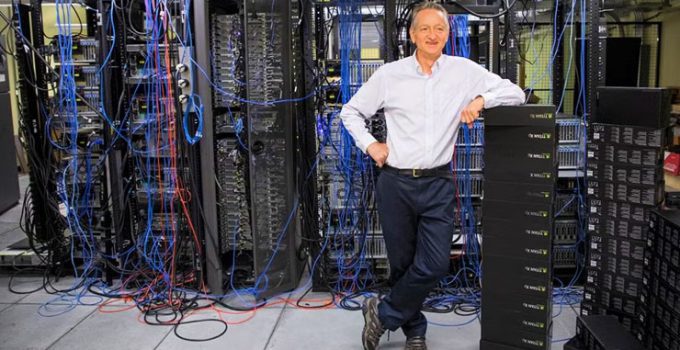 Geoffrey Hinton: Yapay zekaya karşı fazla zamanımız kalmadı