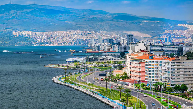 İzmir Örnekköy’de 9 parsel için 6,31 milyar TL’lik ihale