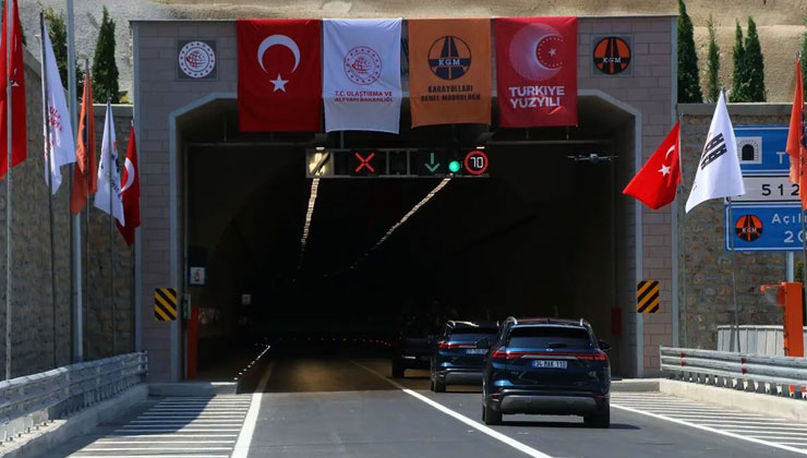 Yalova Armutlu Yolu açıldı, yolculuk yarıya indi